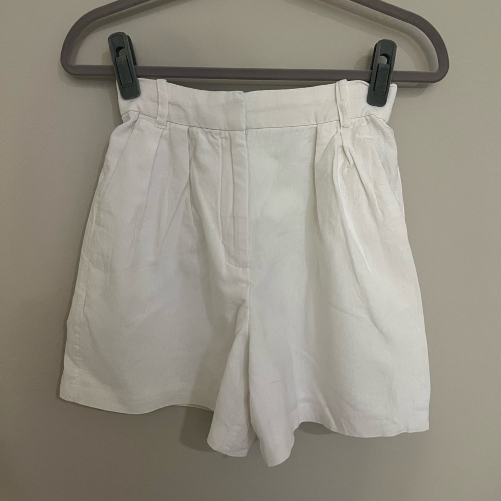 Abercrombie & Fitch White Linen Shorts XXS